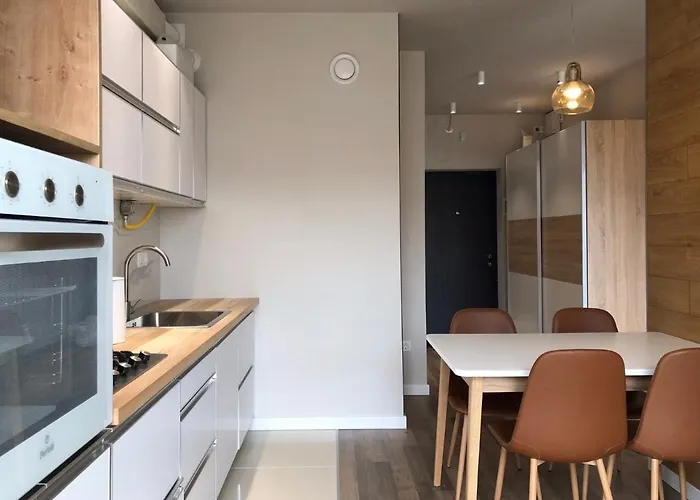 в авалон на вулиці чорновола 16є новобудова Apartamento