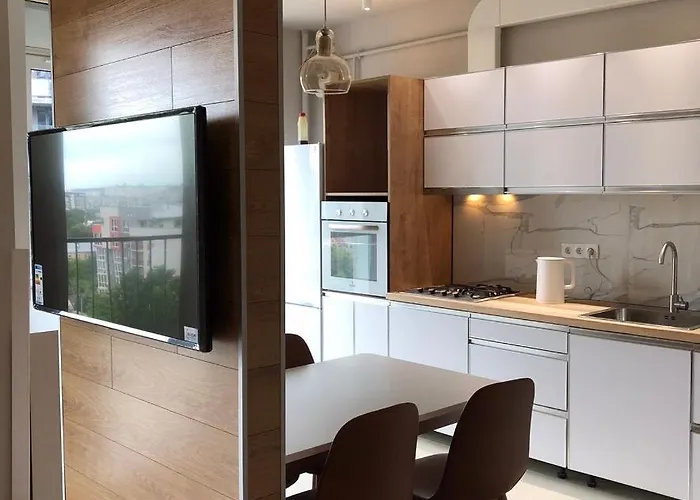 в авалон на вулиці чорновола 16є новобудова Apartamento